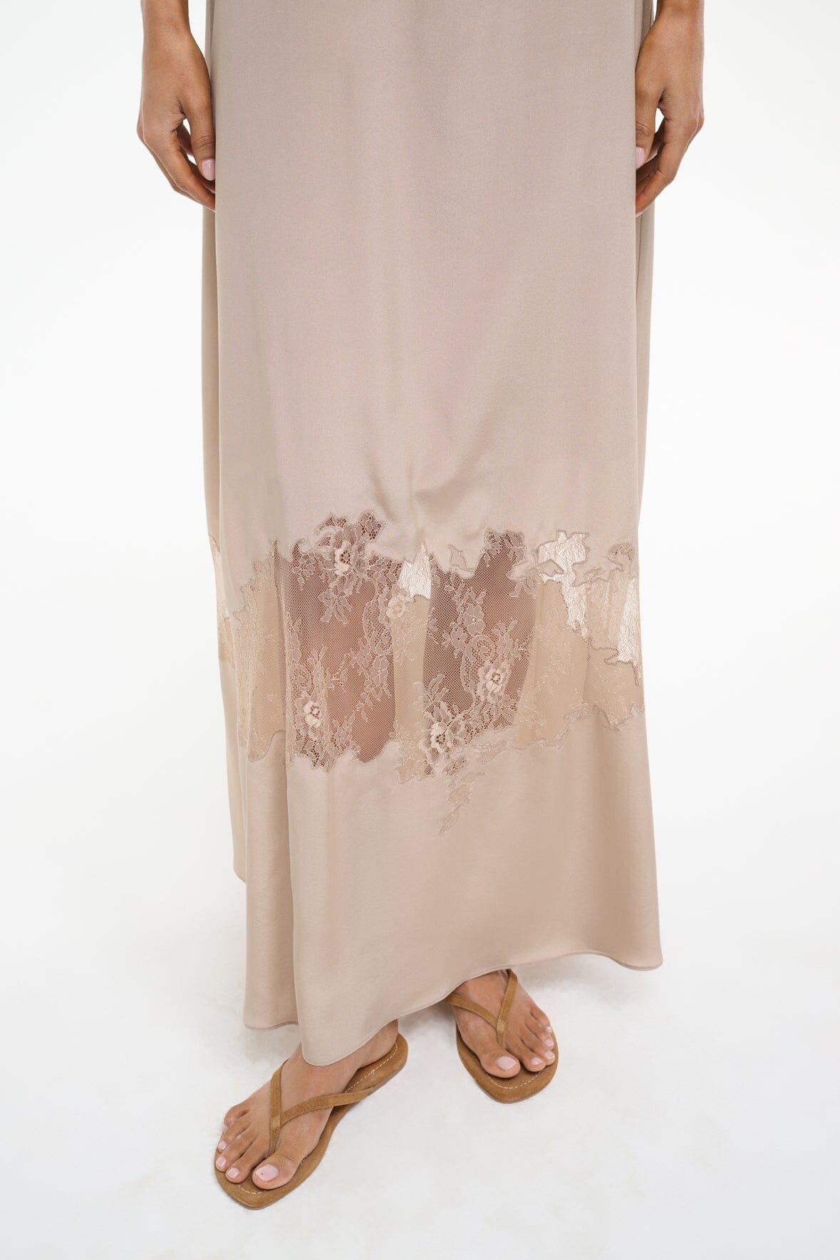 DELFINA SILK DRESS | DUNE - Image 6