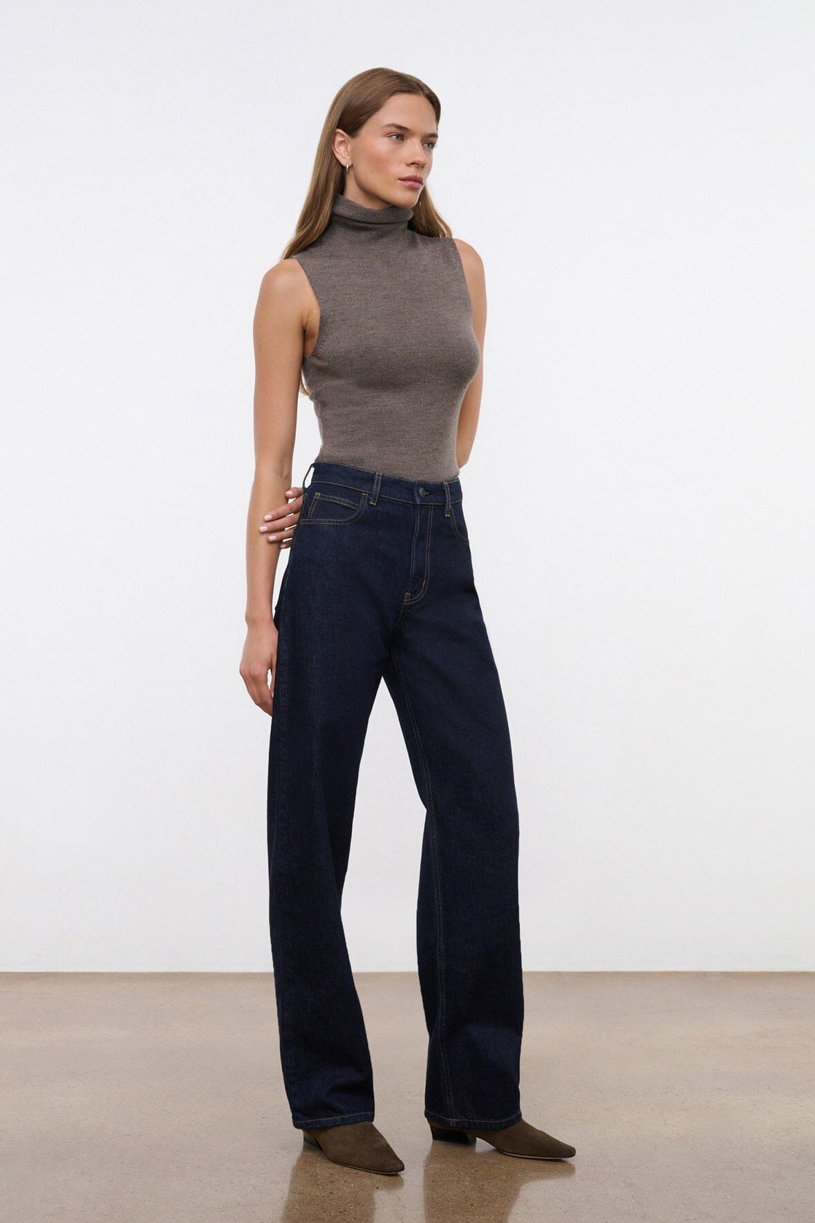 LEO HIGH RISE JEAN | INDIGO - Image 2