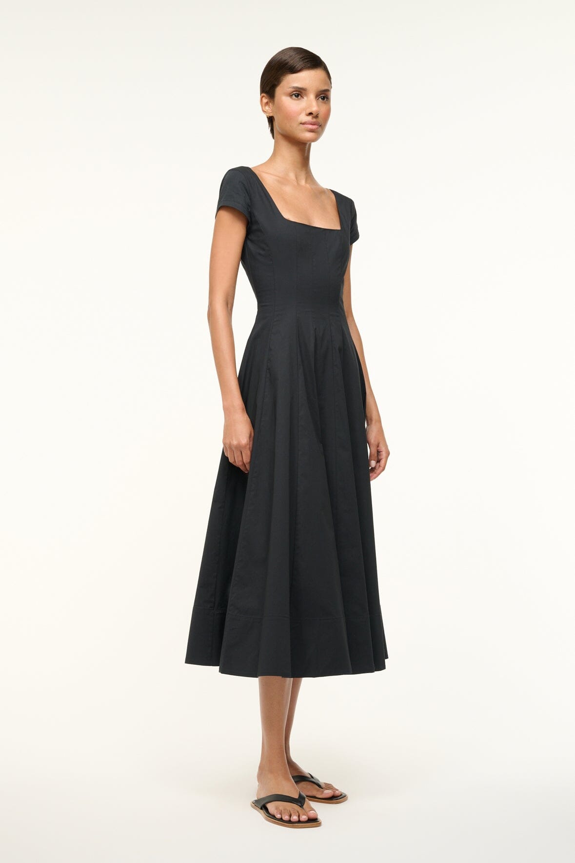 SHORT SLEEVE WELLS DRESS | BLACK - Image 2