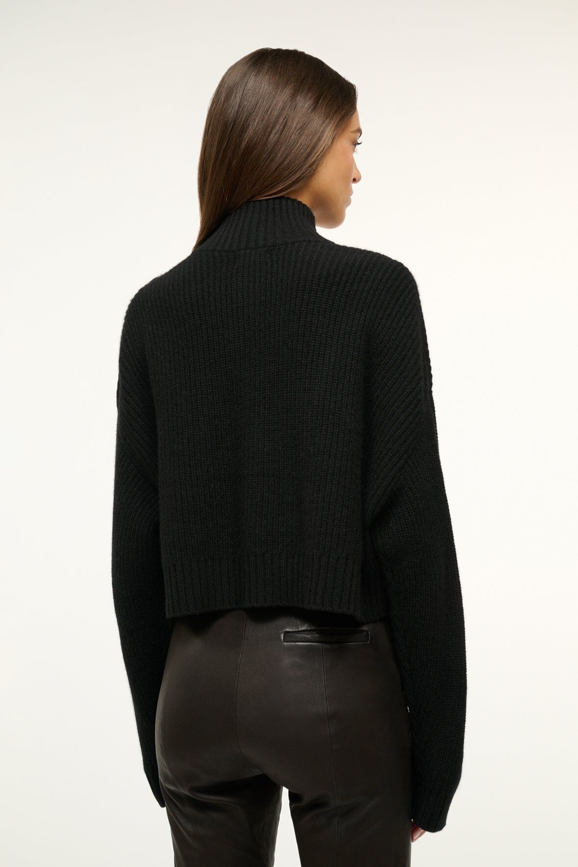 CASHMERE CROPPED HAMPTON SWEATER | BLACK - Image 3