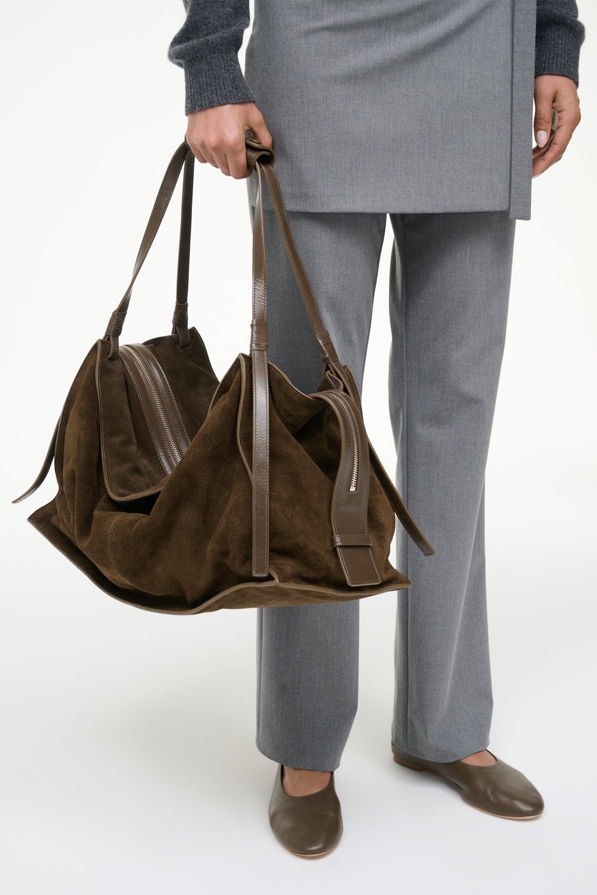 LARGE HAROLD BAG | TRUFFLE SUEDE - Image 6