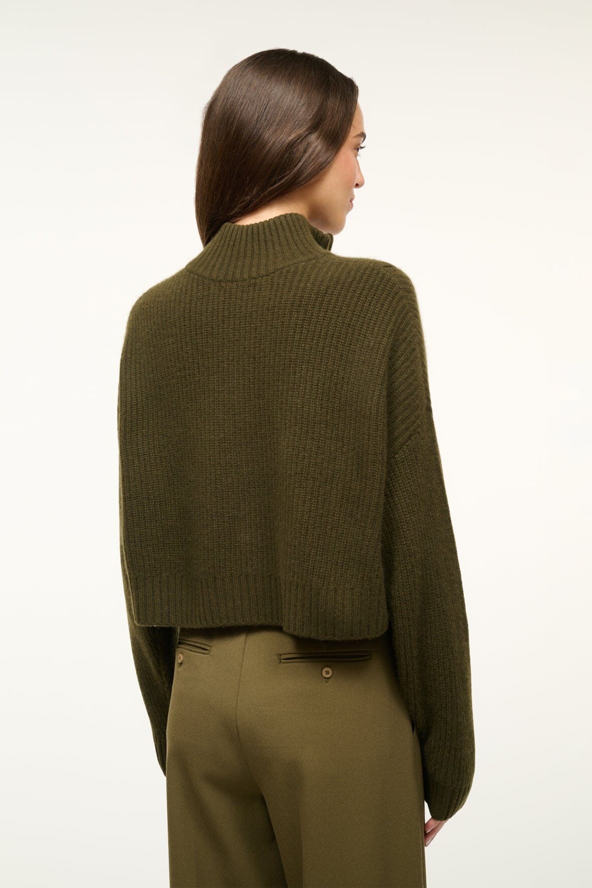 CASHMERE CROPPED HAMPTON SWEATER | OLIVE - Image 3