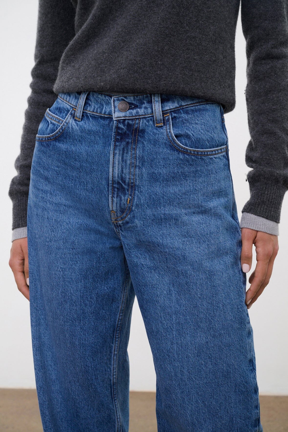 LEO HIGH RISE JEAN | VINTAGE WASH - Image 4