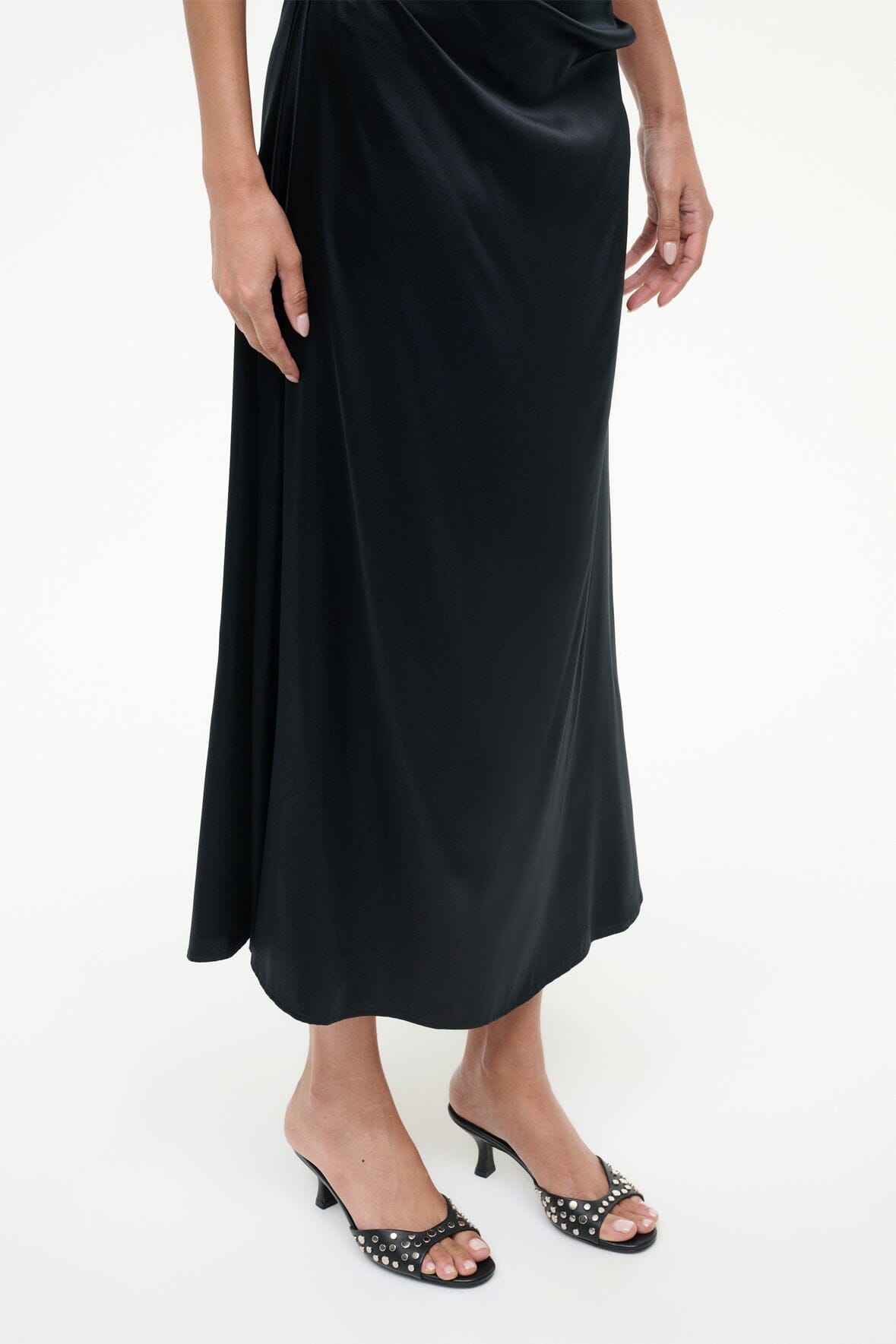 BRIGITTE MULE | RIVETS - Image 4