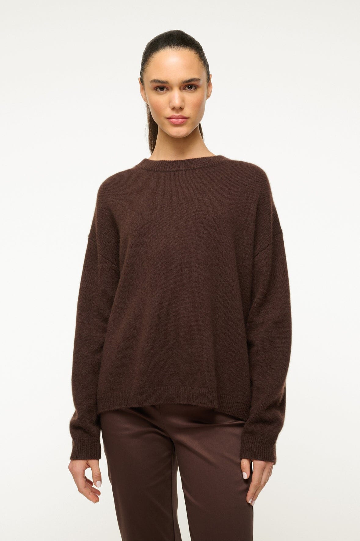 SERRANO CASHMERE RELAXED CREW | DARK CHOCOLATE - Image 3