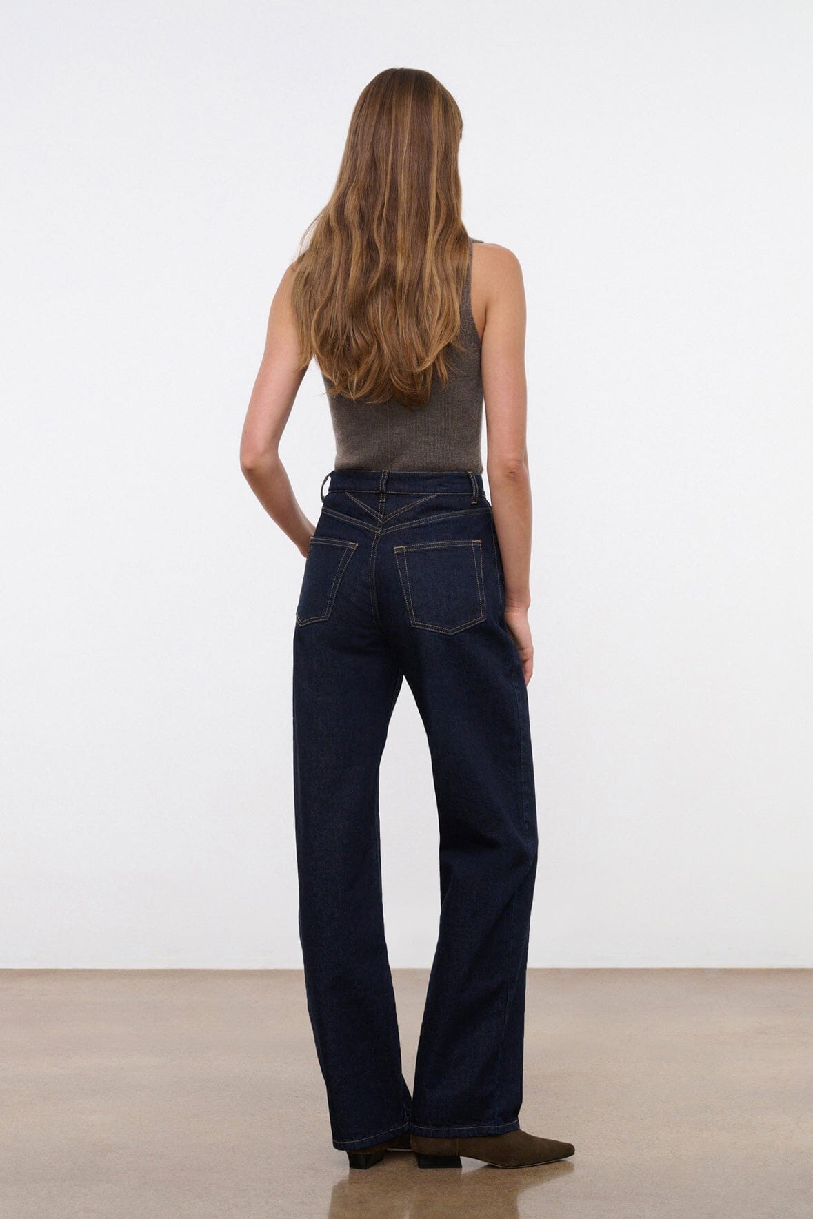 LEO HIGH RISE JEAN | INDIGO - Image 3