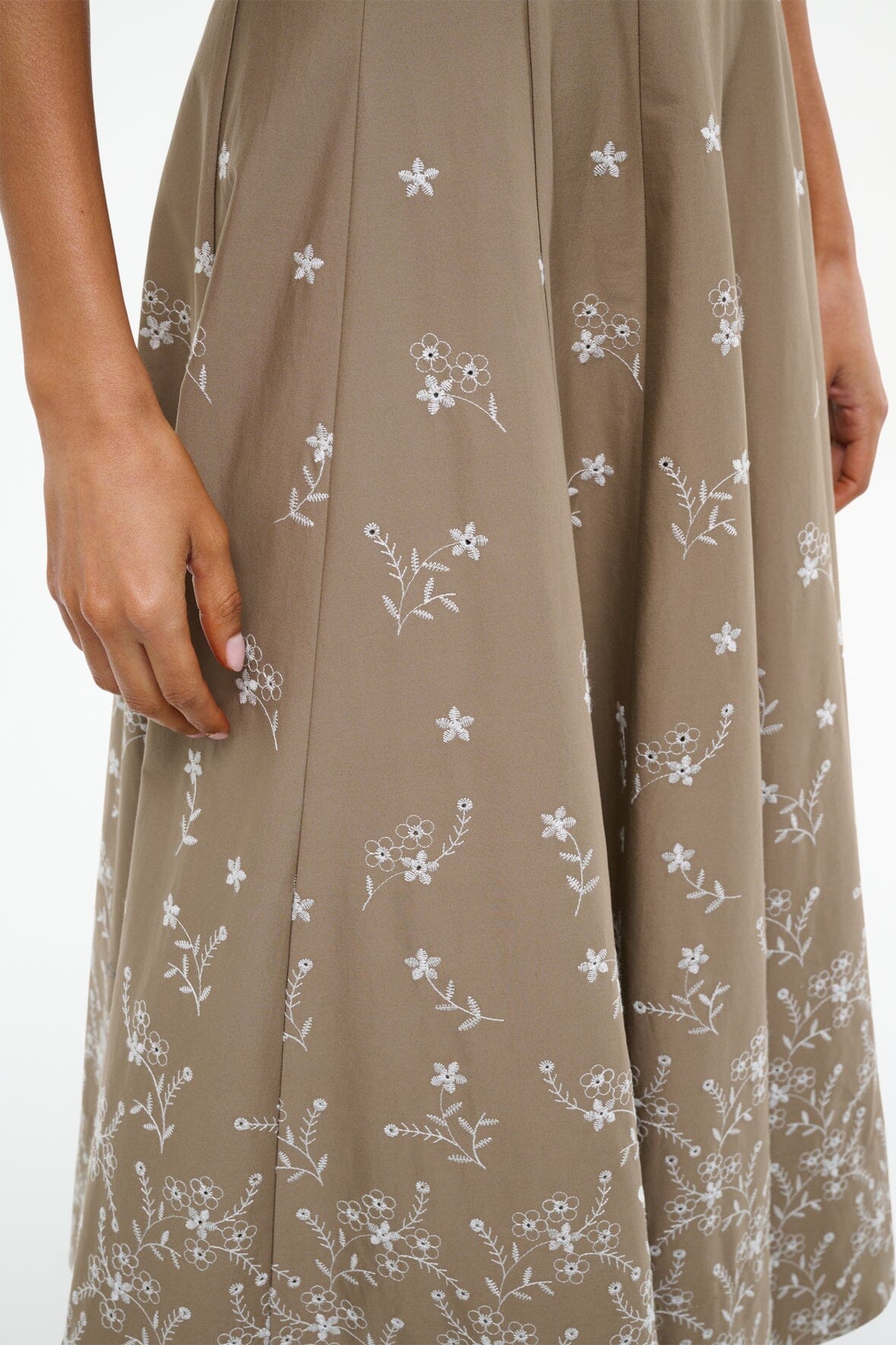 WELLS DRESS | TAUPE EMBROIDERY - Image 7