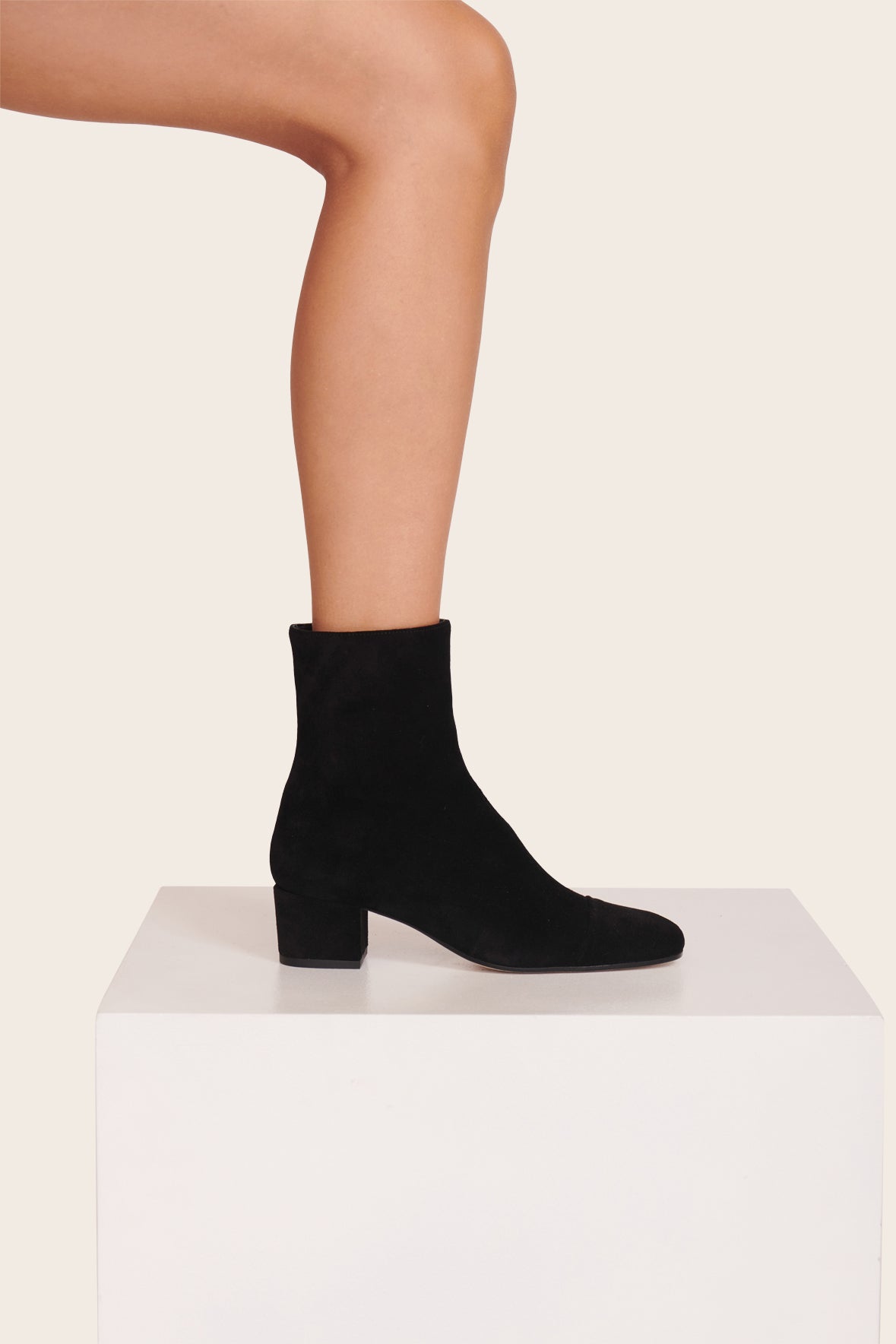 AIMEE SHORT BOOT | BLACK SUEDE - Image 4