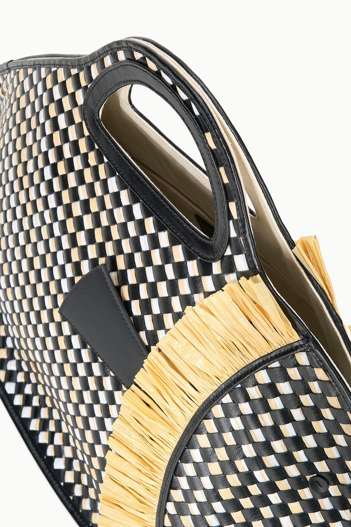 CLEO FISH BASKET TOTE | BLACK NATURAL - Image 6